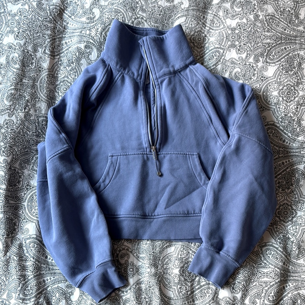 EUC Lululemon funnel neck half zip scuba - blue
